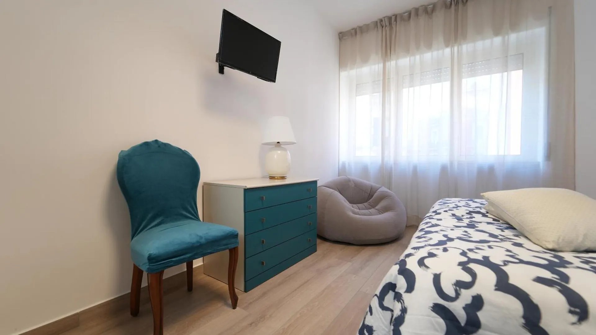 Guest house Panorama Vesuvius Affittacamere Guesthouse With Lift Near To Subway In Napoli Center