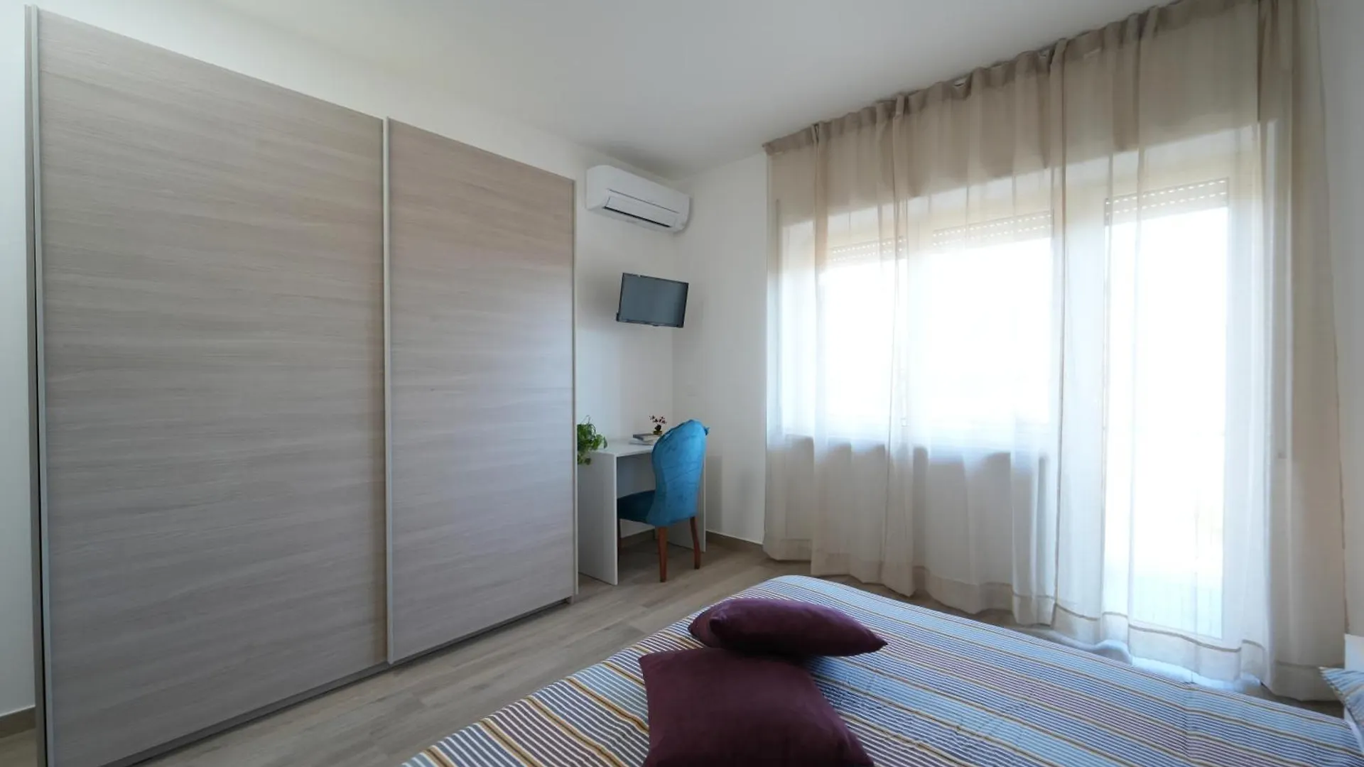 Panorama Vesuvius Affittacamere Guesthouse With Lift Near To Subway In Napoli Center 0*, 나폴리